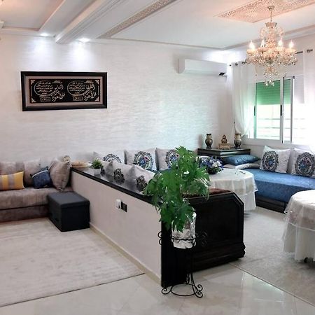 Appartement Azurite - Traditionnel & Spacieux فاس المظهر الخارجي الصورة